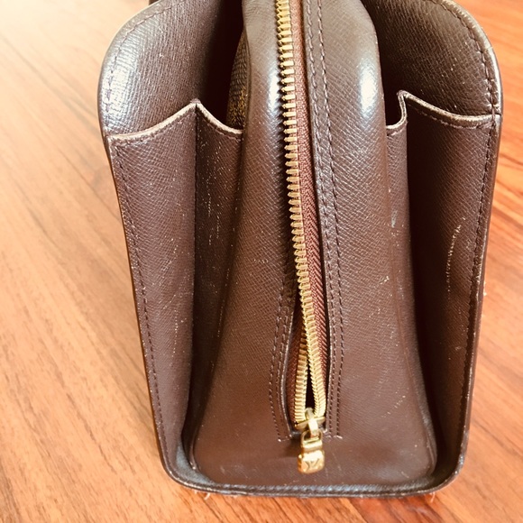 Satchel by Louis Vuitton - Picture 6 of 8